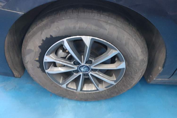 Used BYD Qin PLUS 2024 HONOR Edition DM-i 55KM Leading Model
