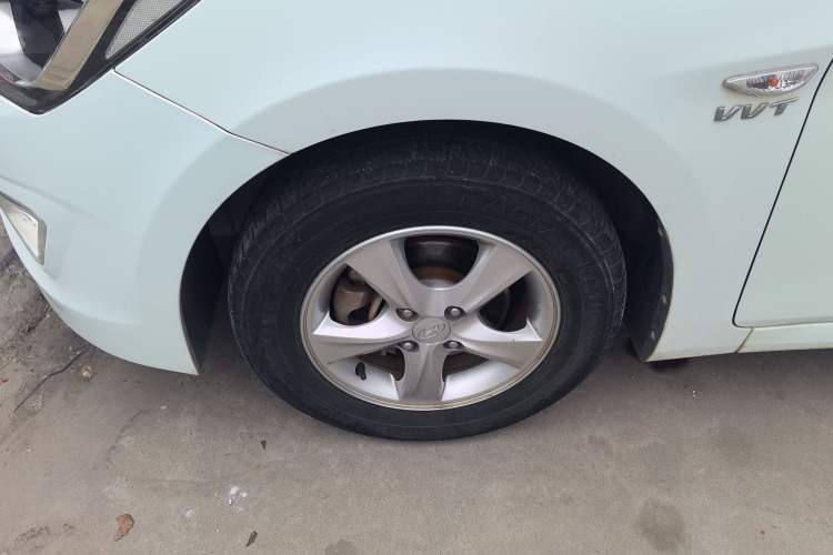 Used Hyundai Verna Ray 2016 1.4L Automatic Leading-Edge GLX