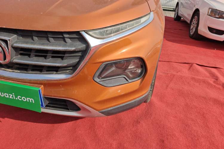 Used Baojun 510 2017 1.5L Manual Fashion Model
