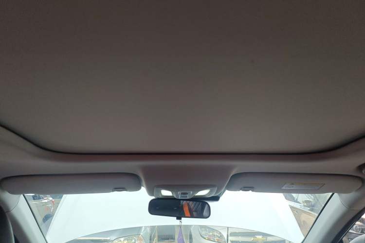 Used Dongfeng Aeolus Yixuan MAX 2023 1.5T Ultra-Stylish Trendsetting Dad Edition
