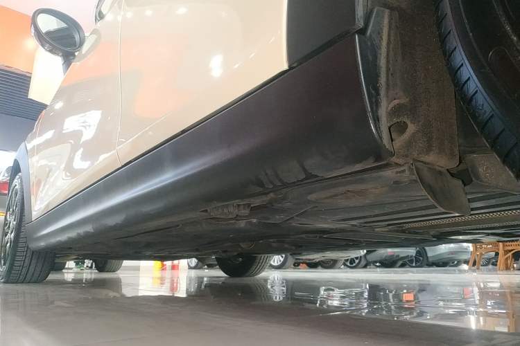 Used  MINI 2015 1.5T COOPER Fun Five-Door Edition
