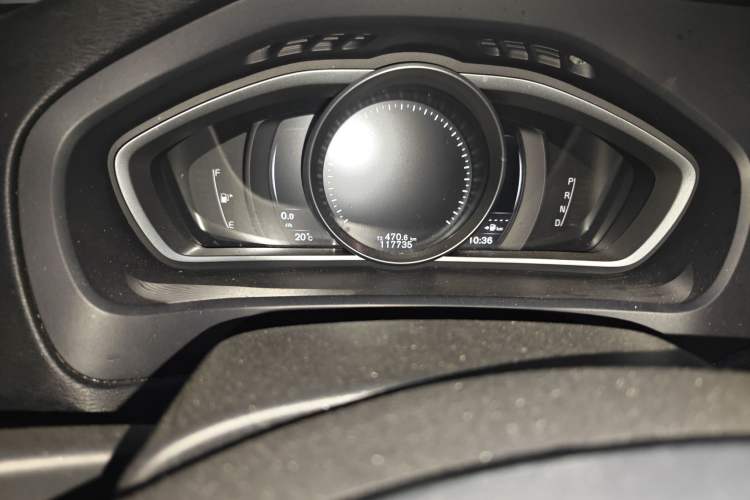 Used Volvo V40 2017 T3 Zhiyi Edition
