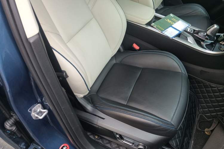 Used Lynk & Co 01 2017 2.0T Two-Wheel Drive Zhaopu Version
