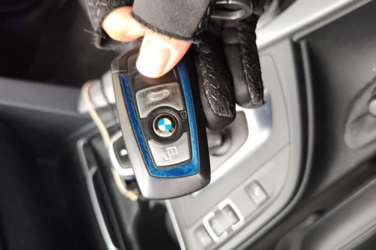 Used BMW 3 Series 2019 320i M Sport Night Edition
