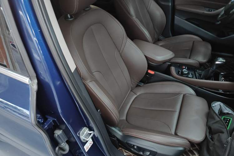 Used BMW X1 2019 sDrive18Li Premium Edition
