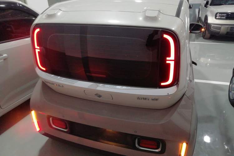 Used Baojun KiWi EV 2023 DJI Edition Lithium Iron Phosphate