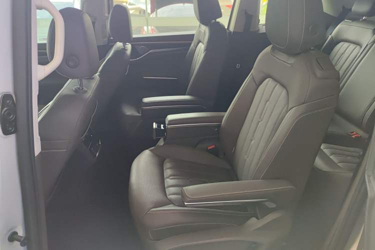 Used Volkswagen Viloran 2020 330TSI Luxury Edition