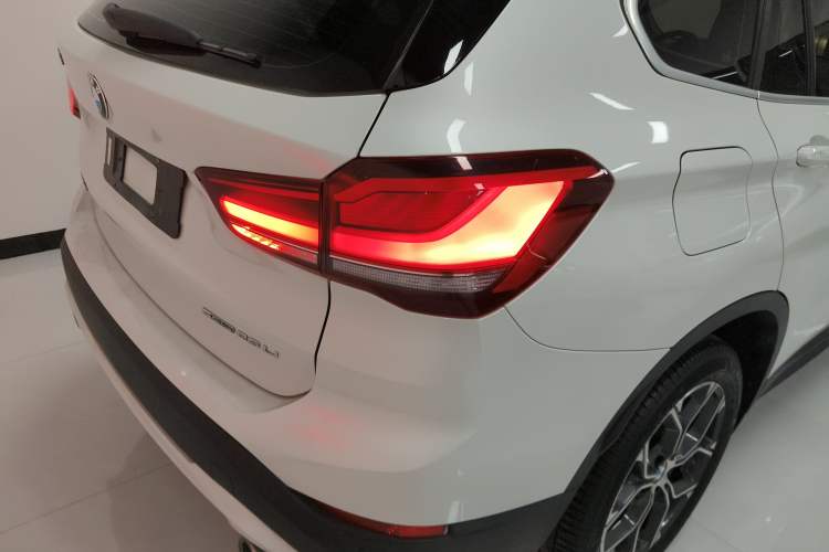 Used BMW X1 2020 sDrive25Li Leading Model
