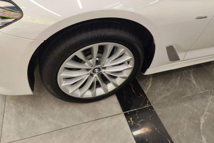 Used BMW 5 Series 2018 530Li Leading Edition Luxury Package