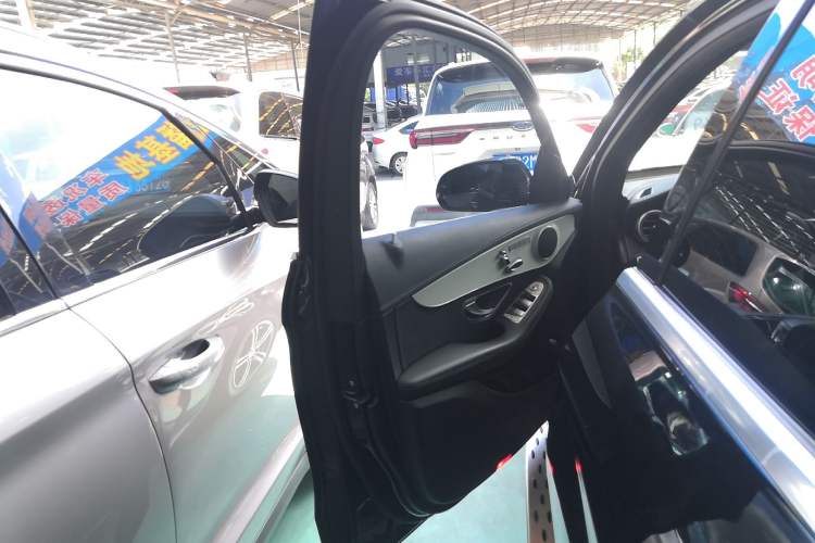 Used Mercedes-Benz GLC 2020 GLC 260 L 4MATIC Dynamic Model