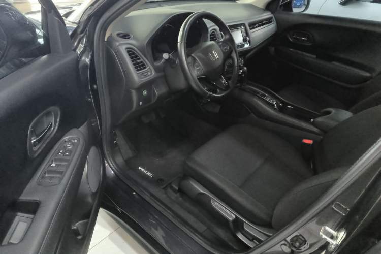 Used Honda Vezel 2018 1.5L CVT 2WD Technology Elite Model
