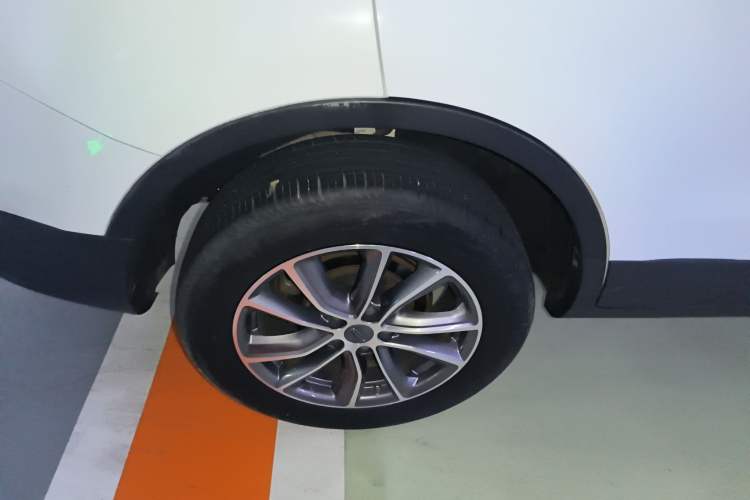 Used Geely Auto Emgrand X7 Sport 2021 Million Edition 1.8TD DCT Two-Wheel Drive Comfort Model
