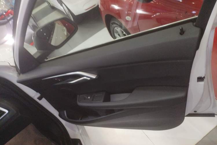 Used BMW 1 Series 2017 118i Design Package Model