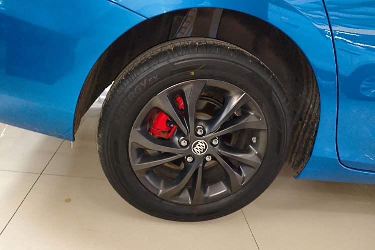 Used Buick Verano 2023 Pro GS Hunter Wind Edition