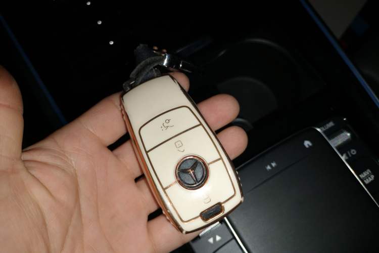 Used Mercedes-Benz EQB 2023-Year Restyled EQB 350 4MATIC