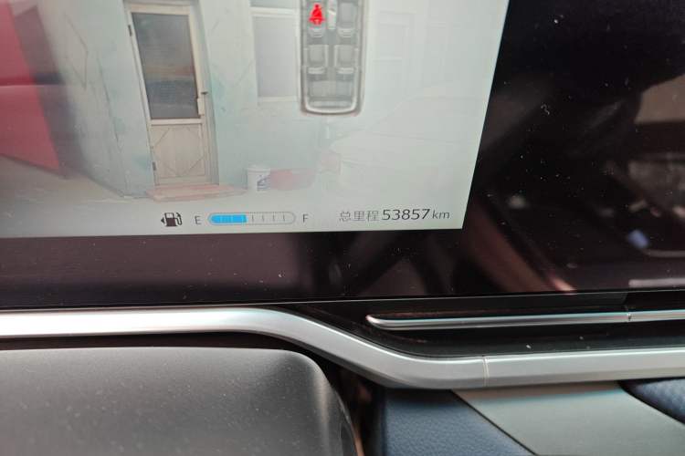 Used SAIC MAXUS G90 2022 2.0T Xingyun Seven-Seater Version
