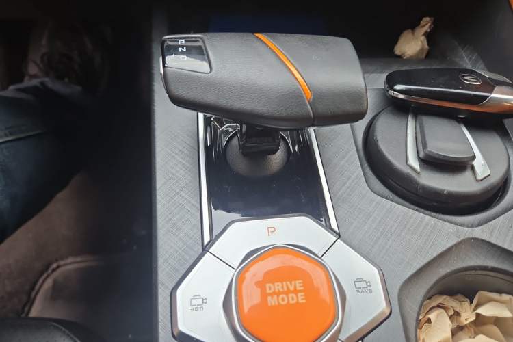 Used Changan UNI-V iDD 2023 ZhiDian iDD 1.5T 113km ZhiKu Model
