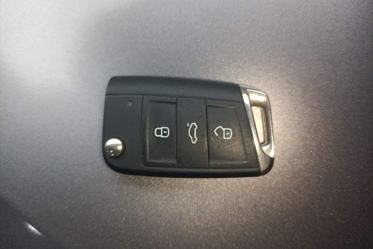 Used Volkswagen Lavida 2021 280TSI DSG Luxury Edition
