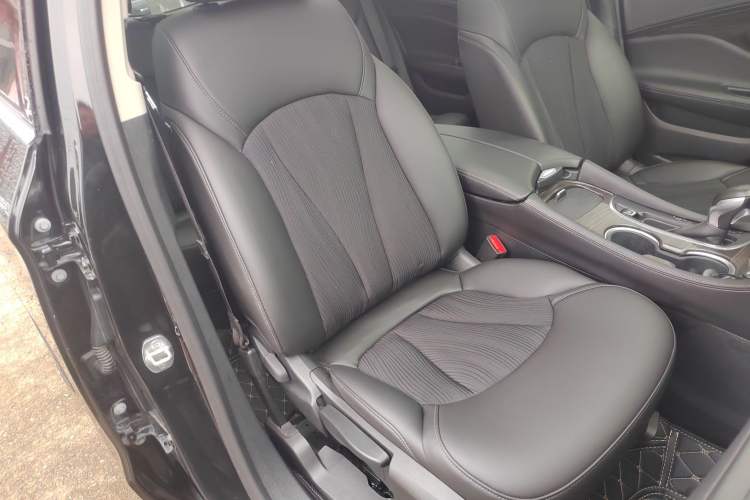 Used Buick Envision 2019 20T Two-Wheel Drive Leading Version China V Standard
