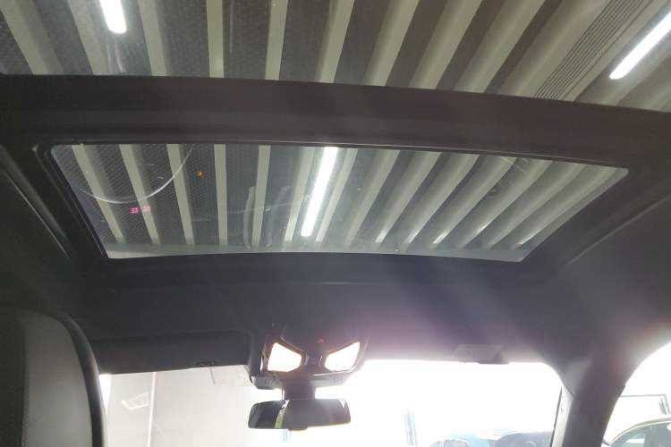 Used BMW X6 2020 xDrive40i Luxury Model with M Sport Package