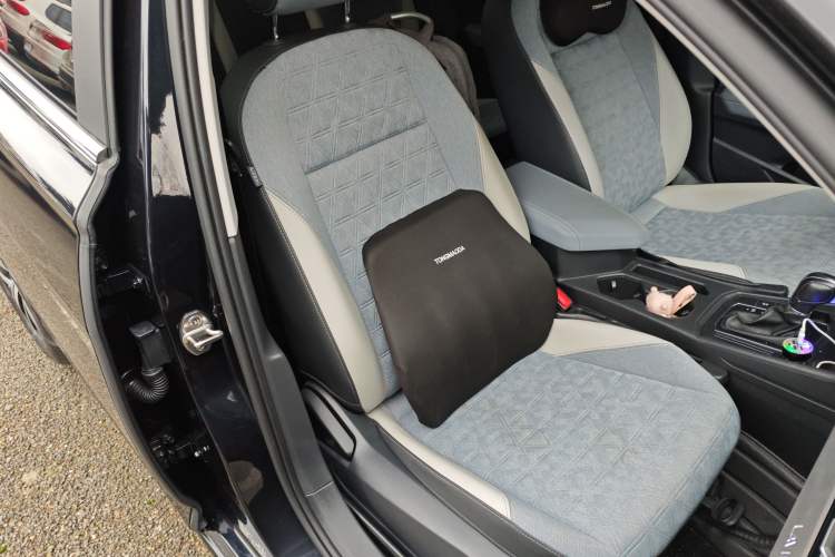 Used Volkswagen Lavida 2023 1.5L Automatic Full-Comfort Edition
