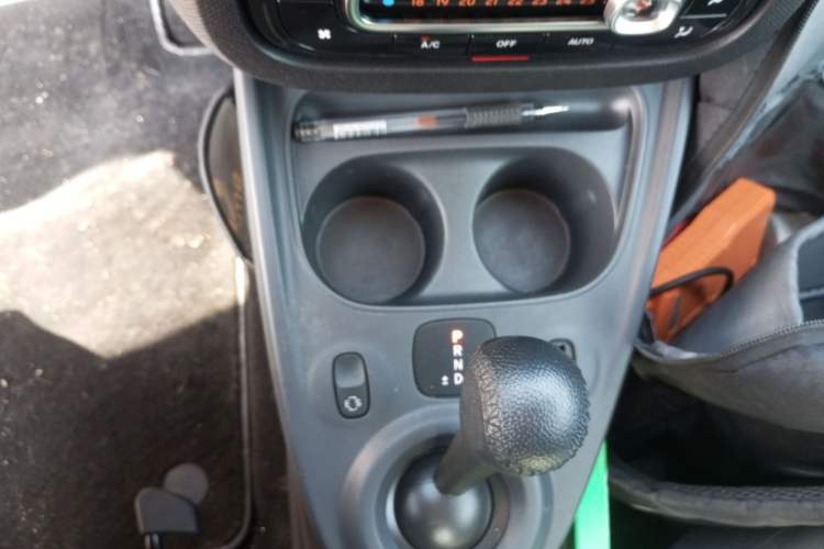 Used  fortwo 2015 1.0L 52 kW hardtop Dynamic version