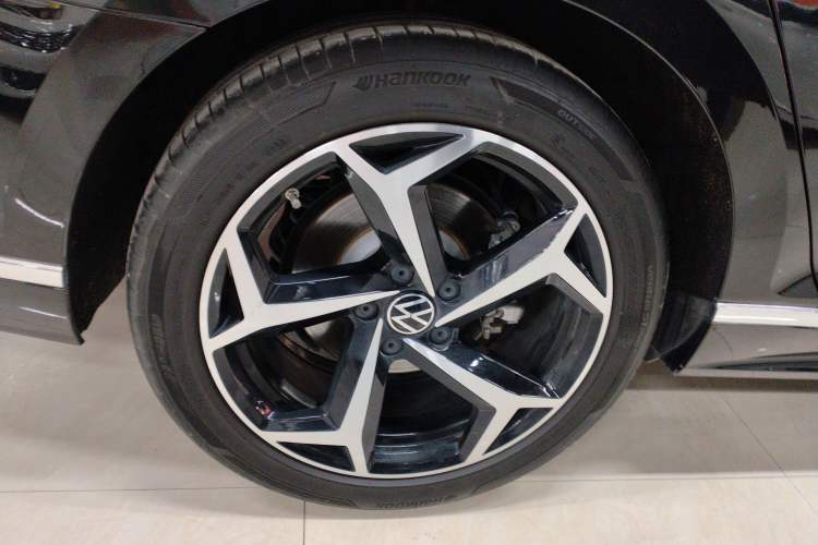 Used Volkswagen Magotan 2023 2 Million Units Commemorative Edition 330TSI DSG Luxury Version