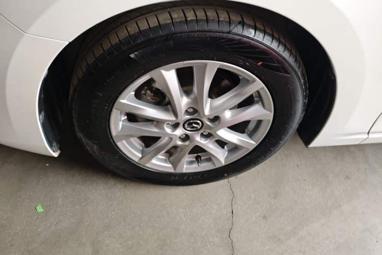 Used Mazda Mazda 3 Axela 2017 Sedan 1.5L Automatic Luxury Model Emission Standard China V
