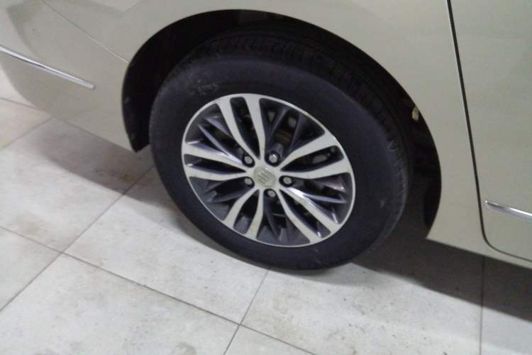 Used Buick GL8 2017 ES 28T Flagship Model China V Standard