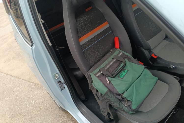 Used Wuling Hongguang MINIEV 2021 Macaron Premium Model – Lithium Iron Phosphate
