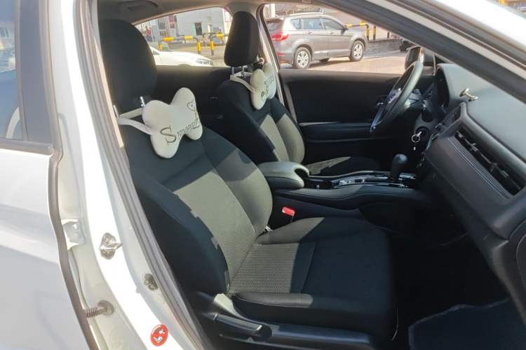 Used Honda Vezel 2017 1.5L CVT 2WD Comfort Model
