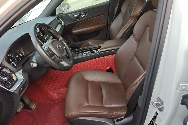 Used Volvo S60 2021 T4 Zhiyi Luxury Edition