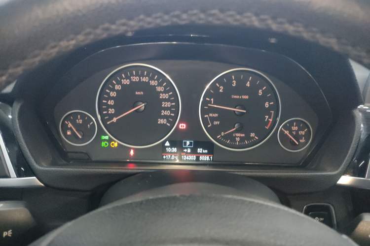 Used BMW 3 Series 2016 320Li Ambition Model
