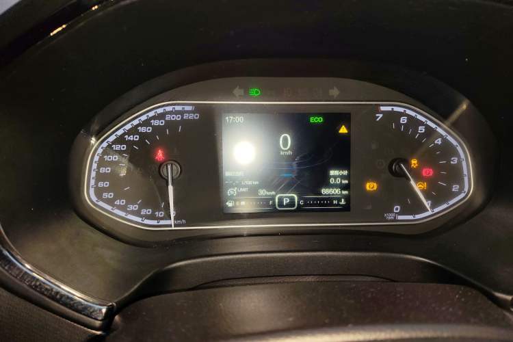 Used Chery Tiggo 5x 2017 1.5T DCT Fashion Edition
