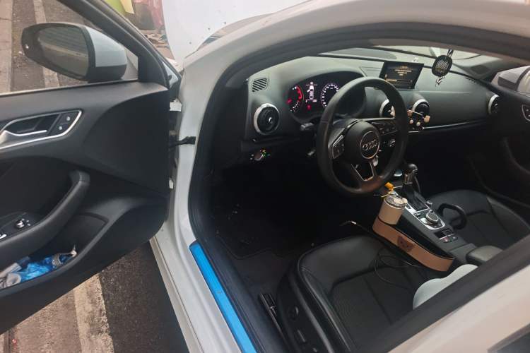 Used Audi A3 2017 Limousine 35 TFSI Fashion Model
