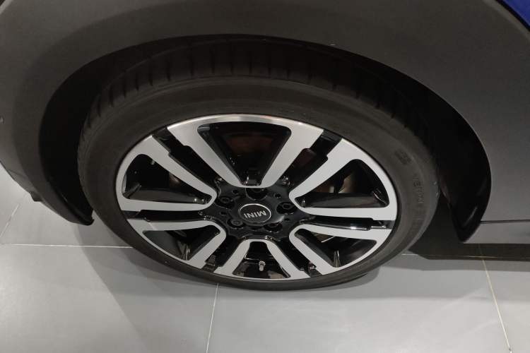 Used  MINI 2019 1.5T COOPER CABRIO Artist
