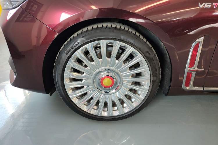 Used Hongqi H9 2025 2.0T Two-Wheel-Drive Flagship Private Enjoyment Style 5 Seats