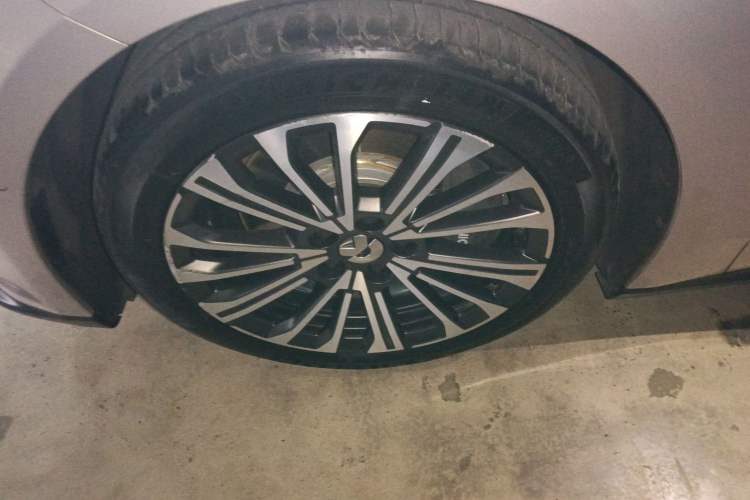 Used Nio ET5T 2023 75 kWh Touring