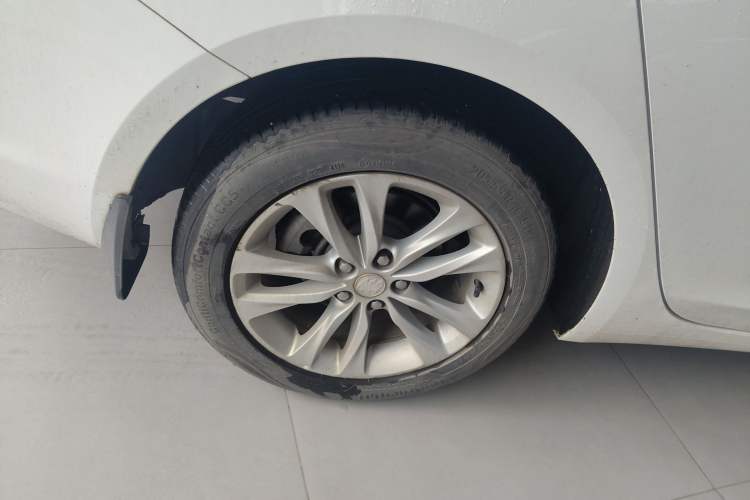 Used Buick Verano 2019 Sedan 20T Dual-Clutch Leading Model