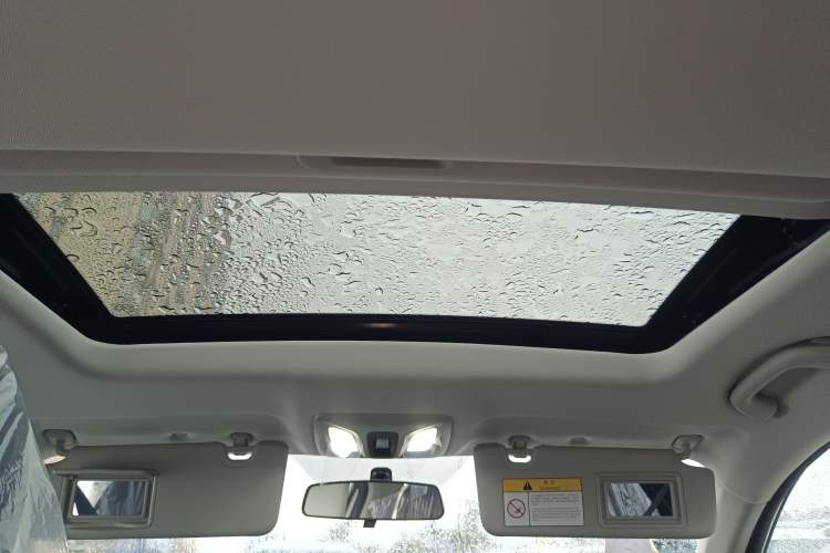 Used Changan Eado 2025 Blue Whale 1.5T 500Bar Prestige Model
