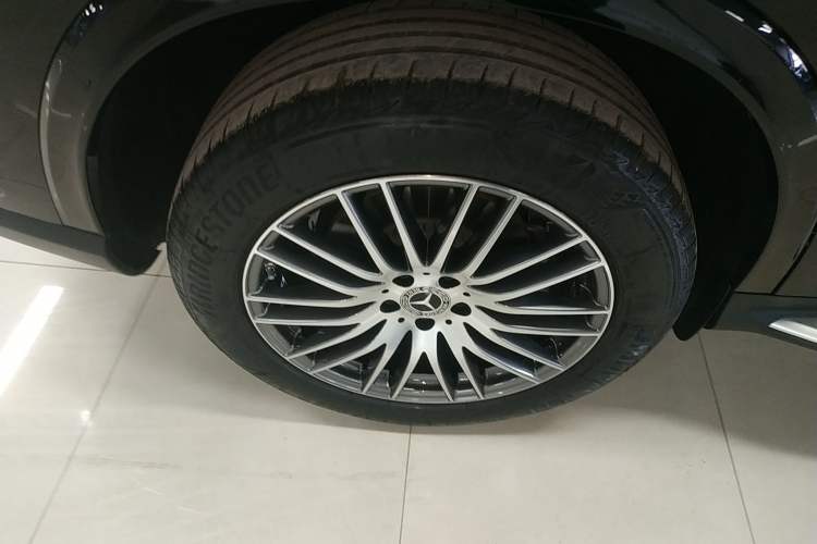 Used Mercedes-Benz GLC 2024 GLC 300 L 4MATIC Dynamic Edition 5-seater