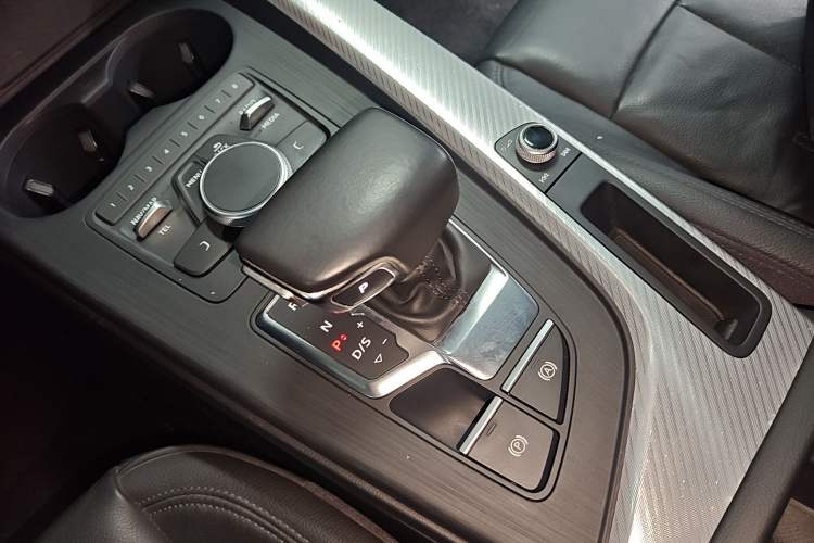 Used Audi A4L 2017 40 TFSI Style Edition