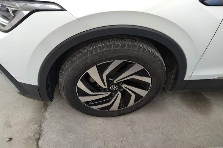 Used Volkswagen Tiguan L 2024 300TSI Automatic Two-Wheel Drive Smart Edition
