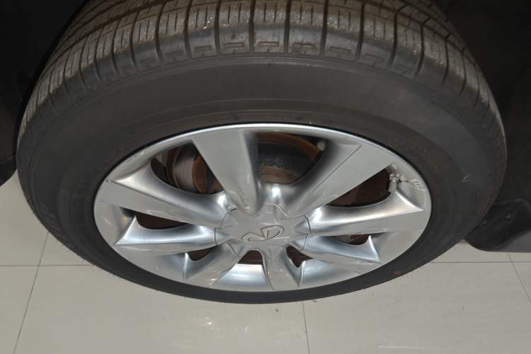 Used Infiniti QX50 2015 2.5L Comfort Edition