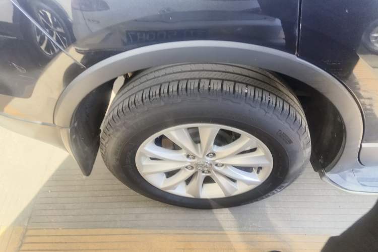 Used Buick Envision 2014 28T Four-Wheel Drive Elite Model