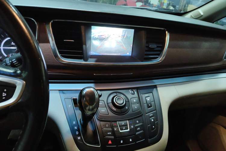 Used Buick GL8 2017 25S Luxury Version China V Standard