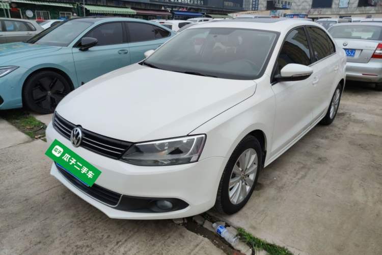 Used Volkswagen Sagitar 2014 Revised Version 1.6L Automatic Leading Edition