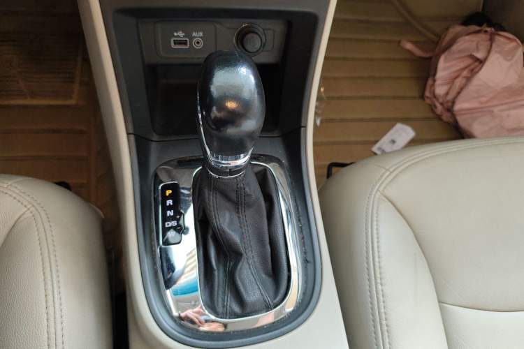 Used Roewe 360 2015 1.5L Automatic Luxury Edition
