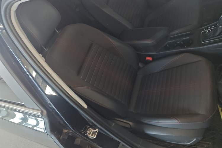 Used Volkswagen Lavida 2024 300TSI DSG Starry Sky Deluxe Edition
