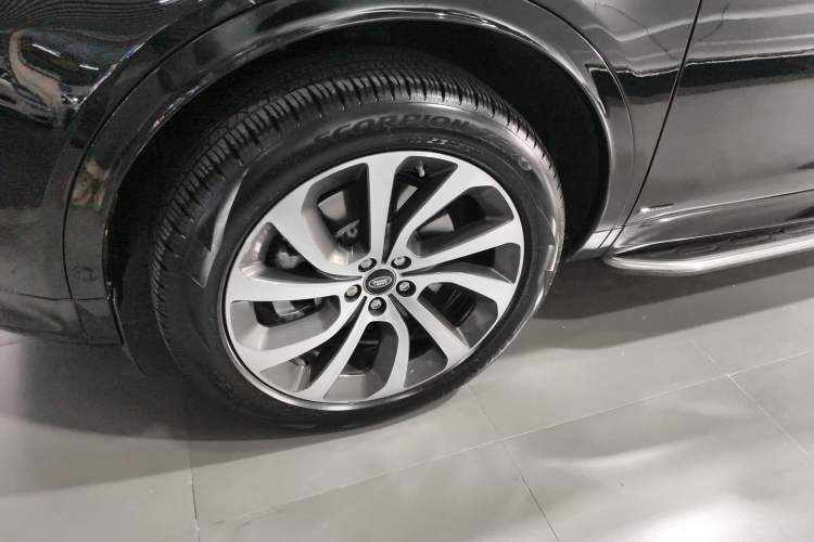 Used Land Rover Discovery Sport 2020 249 PS R-Dynamic Performance Tech Edition 7 Seats